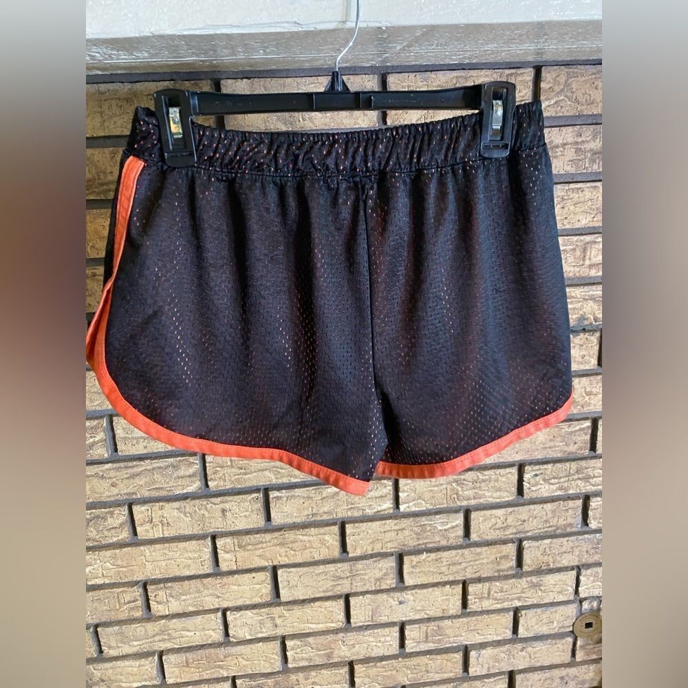 ‎Black orange shorts